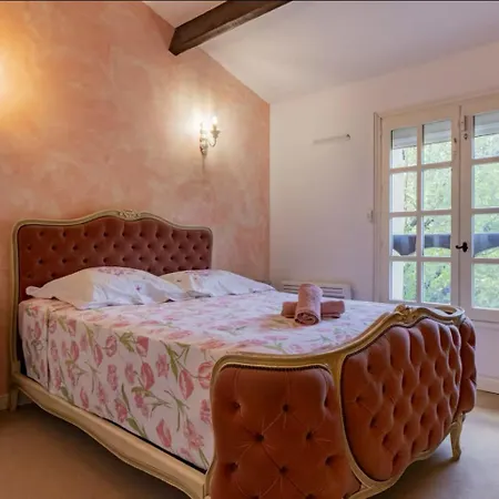 La Bastide De La * 尼姆