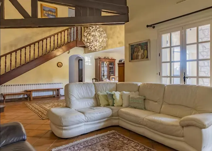 La Bastide De La Nîmes